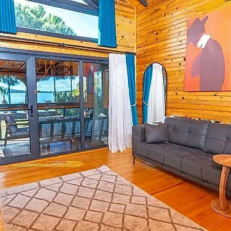 Tringo Hotel